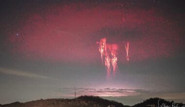 Photographer Captures Gigantic Red Ring of Light and Ultra-Rare Lightning