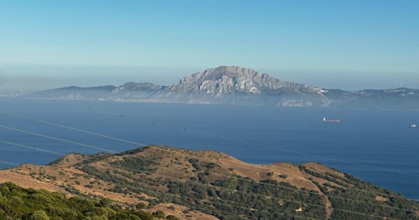 Spain sees ‘no direct link’ between treaty and its defence relations with US