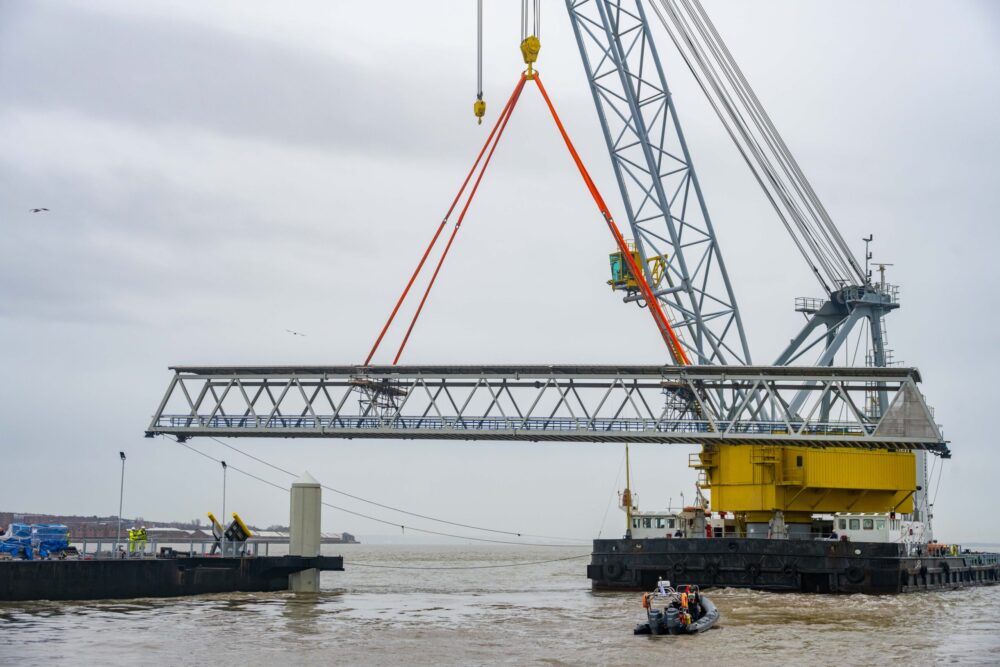 Woodside Linkspan Bridge Installation