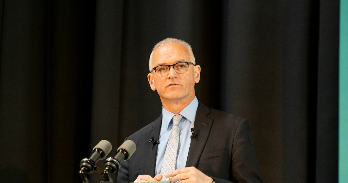 Northern Ireland economy ‘underperforming’ Republic but exceeding UK growth rate – The Irish Times