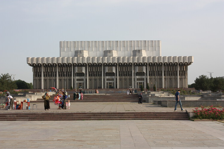 The Aesthetics of Power: Soviet Modernism Meets Uzbek Tradition in Tashkent’s Palace of Peoples’ Friendship - Image 1 of 8