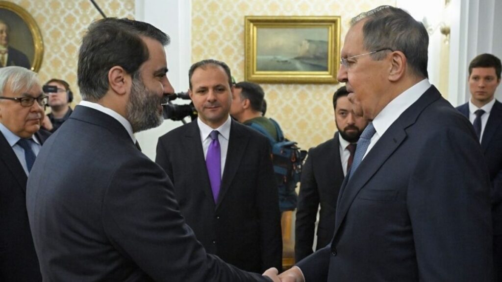 Russian Foreign Minister Sergey Lavrov receives his Syrian counterpart Asaad al-Shaibani in Moscow, 24 December 2025 (Russia Today)
