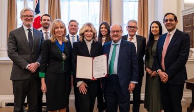 am-specilaty-uk-approval