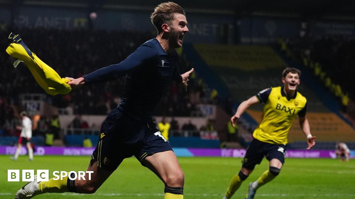 Oxford United 2-1 Southampton - Oxford shock Saints on Boxing Day