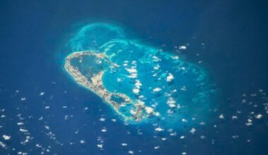 Mysterious Structure Identified Beneath Bermuda Could Explain Its Weird Geology : ScienceAlert