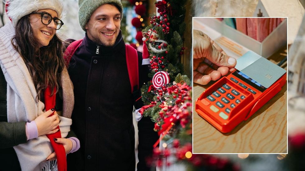 Couple shopping and contactless card