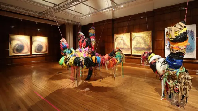 Nnena Kalu's sculpture in a gallery