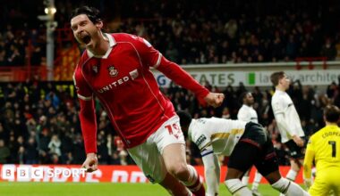 Wrexham 5-3 Sheffield United: Moore double as Dragons beat Blades in thriller