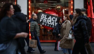 UK shoppers cut back on pre-Christmas spending at fastest rate in almost five years