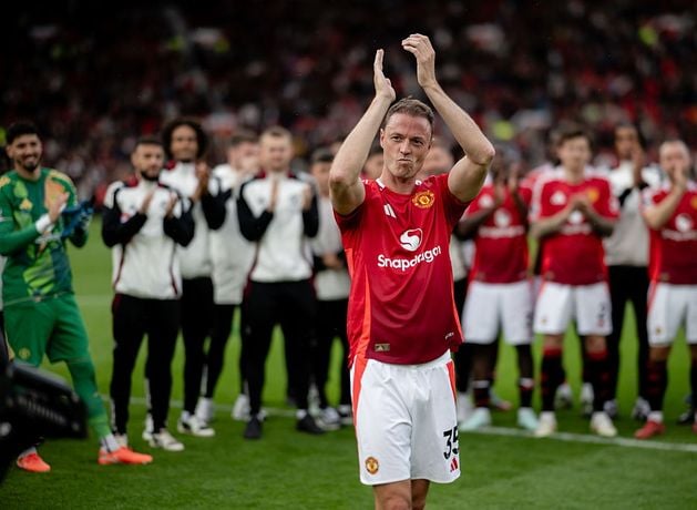 Jonny Evans: Northern Ireland legend 'quits Manchester United role' after just six months in job