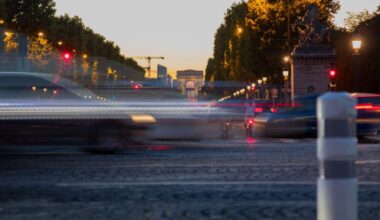 Is a hybrid slowdown hampering new-car registrations in France?