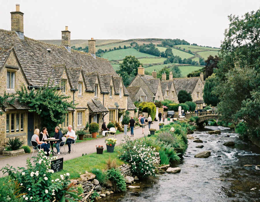 United Kingdom Celebrates Skipton as the Ultimate Happiest Place to Live with Green Spaces, Affordable Housing, and Unmatched Community Spirit for 2025 Travel Enthusiasts