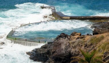 Powerful wave kills 4 and leaves 1 missing at a popular seawater pool in Spain’s Tenerife
