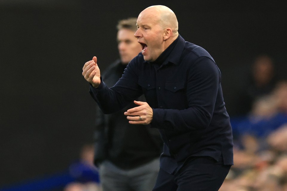 Henrik Pedersen, Manager of Sheffield Wednesday reacts during the Sky Bet Championship match between Ipswich Town and Sheffield Wednesday at Portman Road on December 20, 2025 in Ipswich, England