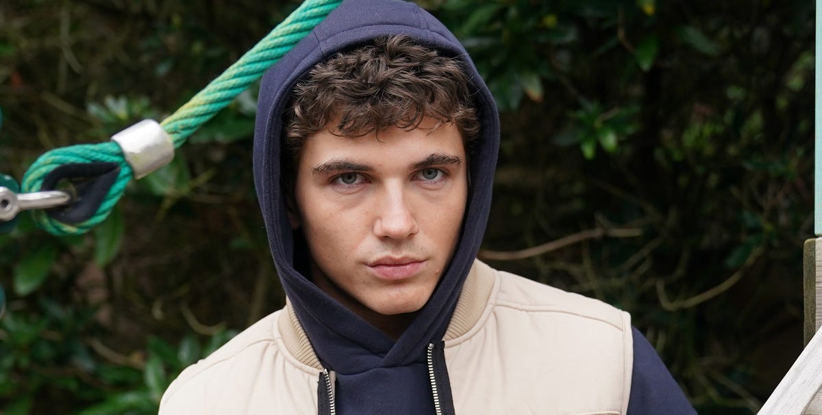 Hollyoaks' Lucas faces shock new accusations in 15 spoiler pictures