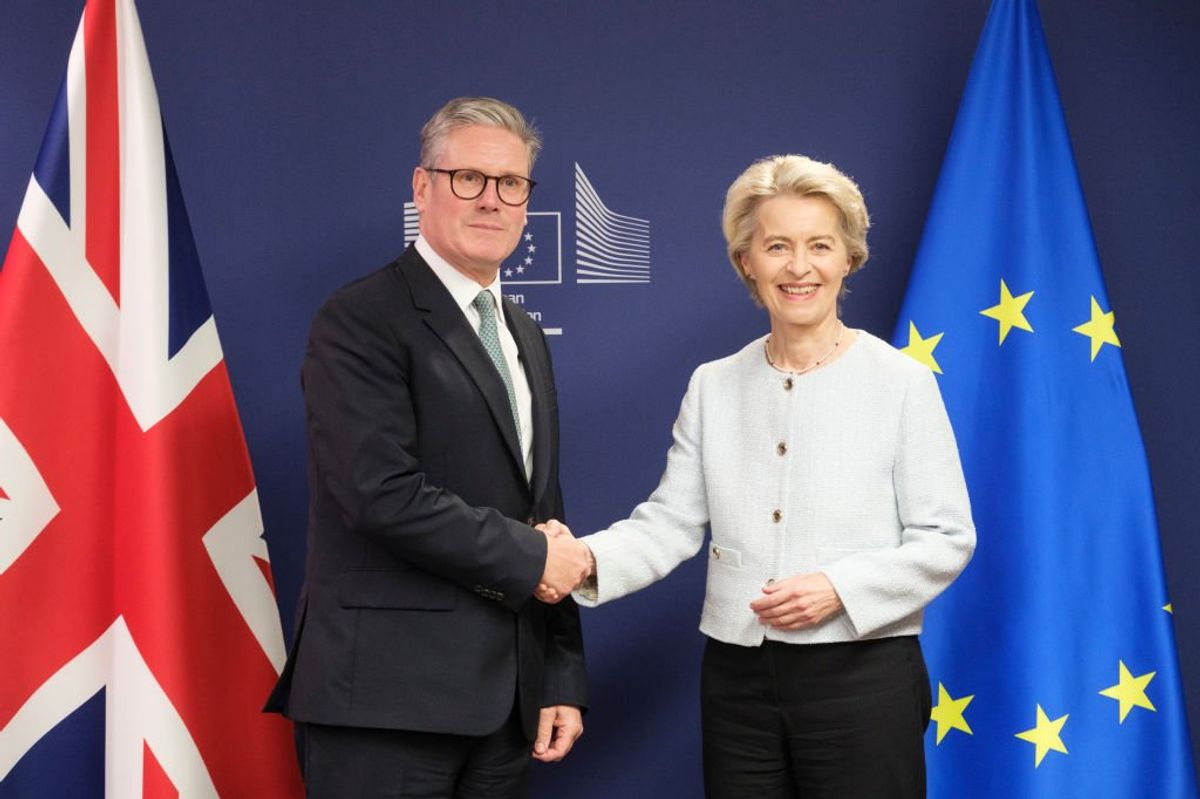 Keir Starmer and President of the European Commission Ursula von der Leyen