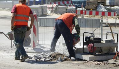 Introduction of new minimum wage in Spain delayed at least until end of January