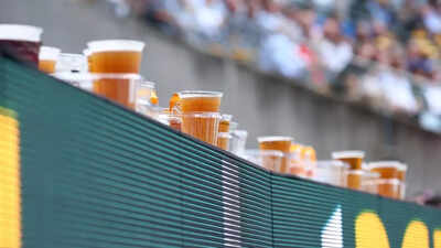 Australia's Travis Head hopes to revive post-Ashes drinks tradition with England; why it broke down in 2023