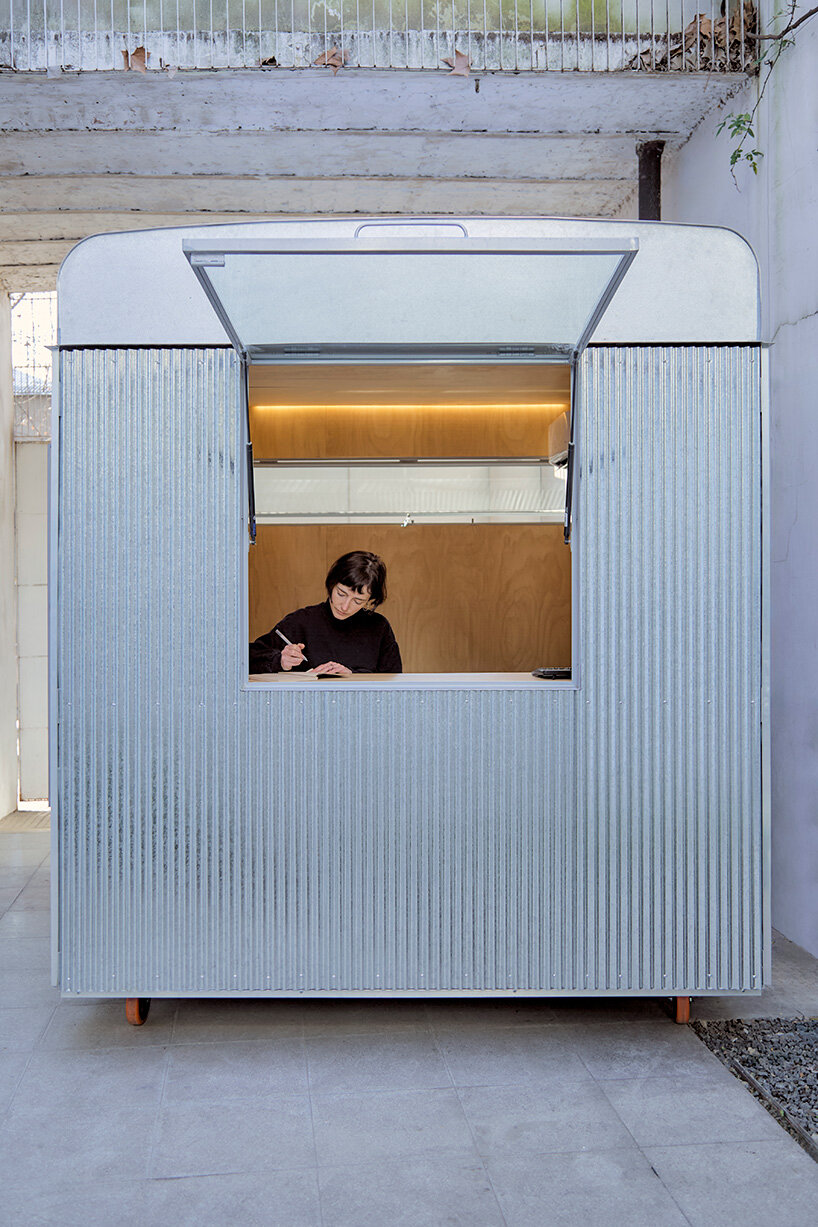 morsa taller builds a 7 sqm mobile office that rolls between sites in buenos aires