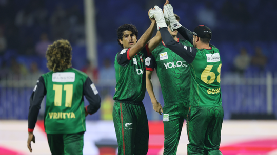 naseem-picked-three-wickets