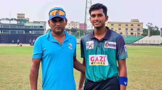 photo-credit-tanvin-tamim-mohammad-salahuddin-with-his-son-nuhayel-sandeed