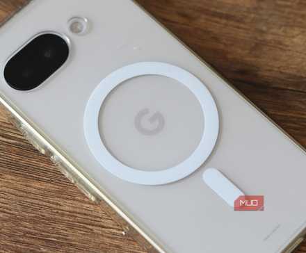 Magsafe case on a Pixel 9a. 