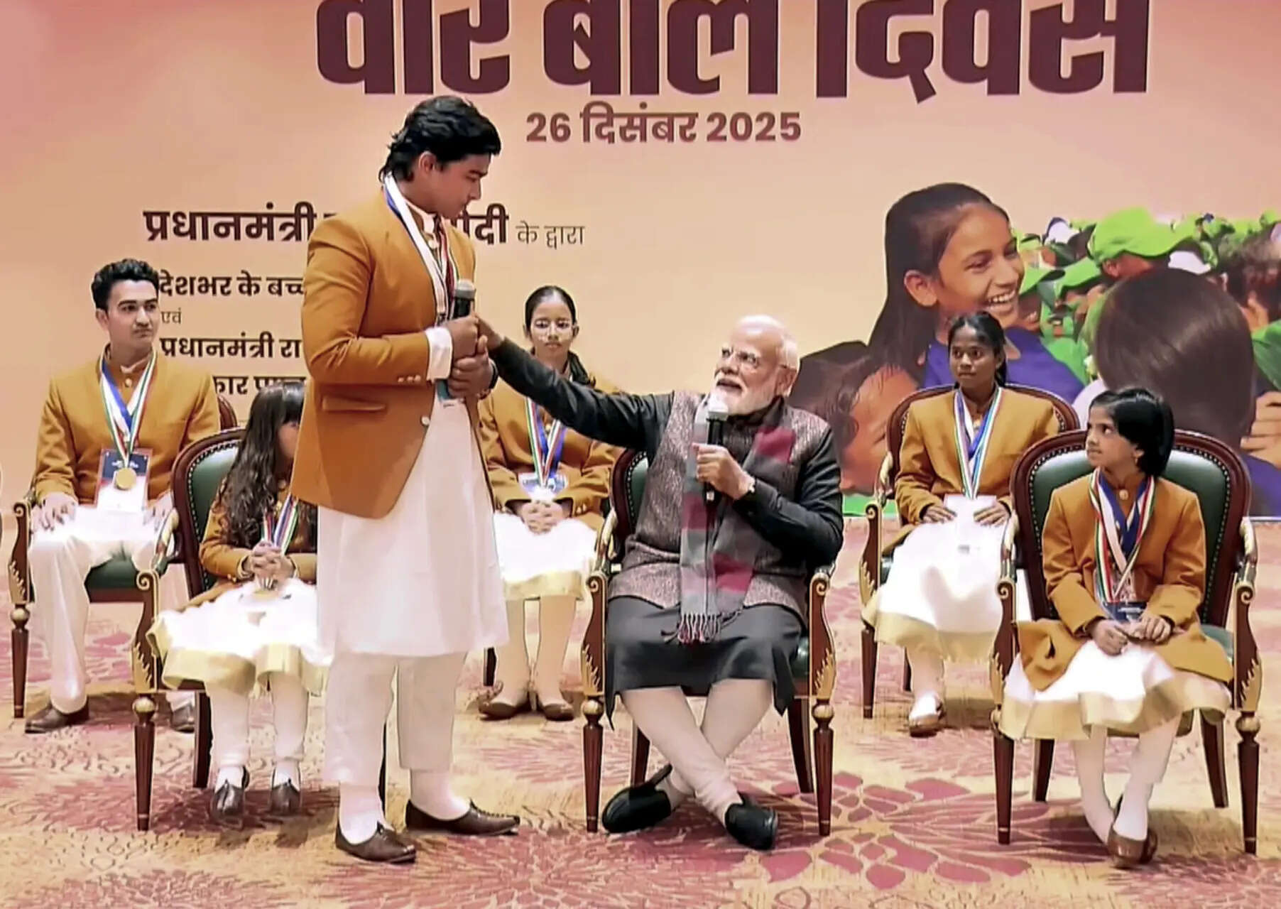 PM Modi meets Rashtriya Bal Puraskar winners