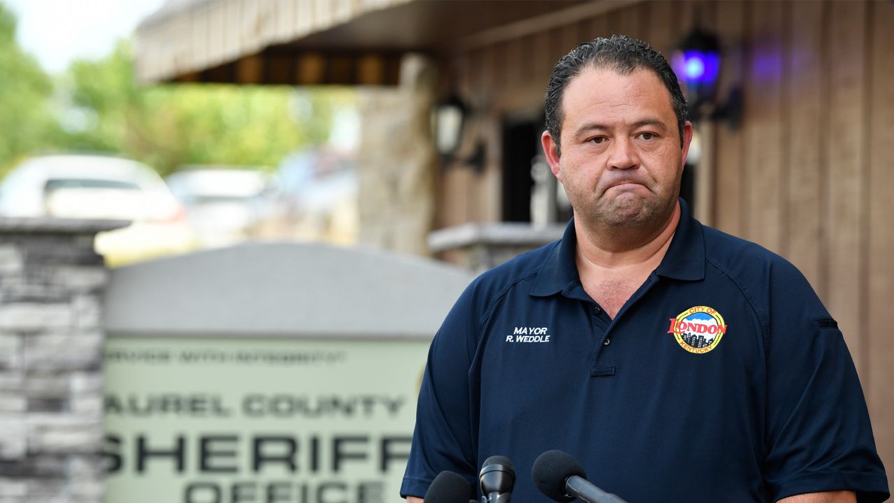 London city council cancels special meeting