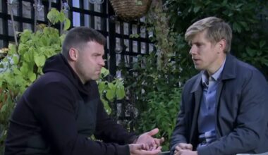 who was watching Aaron and Robert from the bushes?