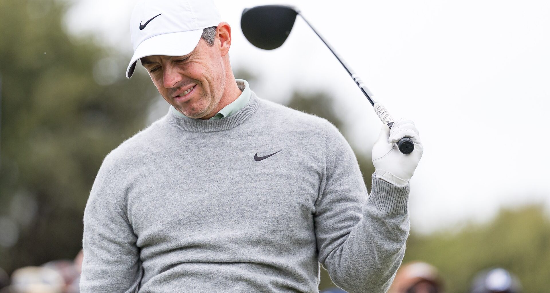 Rory McIlroy derailed by litter at Australian Open in rogue banana peel incident