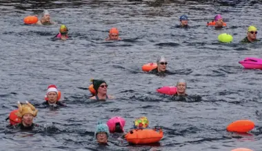Swimmers urged to take care ahead of Salford New Year plunge