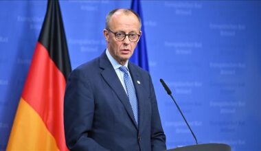 German chancellor vows ‘to support Ukraine as long as possible’