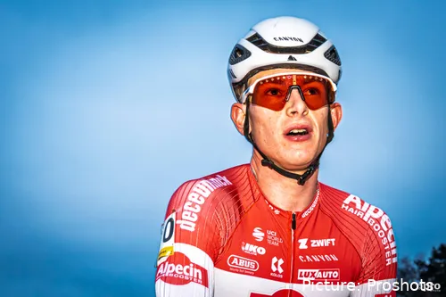 Tibor del Grosso during after a cyclocross race in the 2025-2026 season