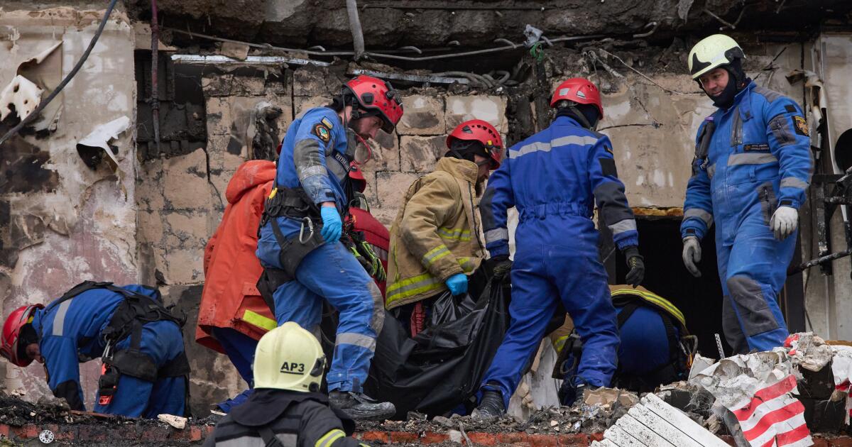 Russia attacks Kyiv, killing 1 and wounding many ahead of Trump-Zelensky talks