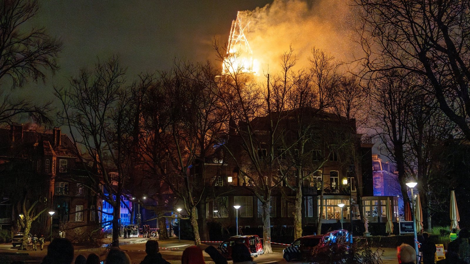 Blaze at Amsterdam church amid 'unsettled' Dutch New Year