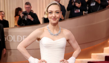 Amanda Seyfried's Golden Globes gown took 400 hours to make