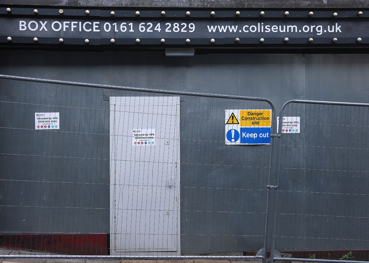 The Oldham Coliseum is still all shuttered up. 