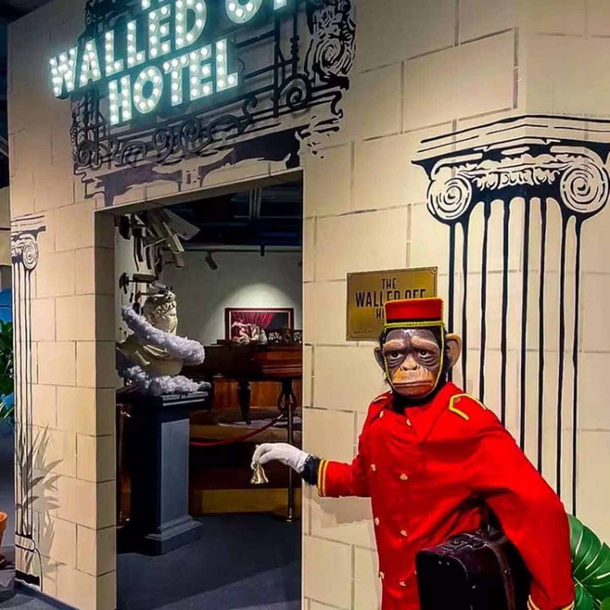 The Mystery of Banksy – A Genius Mind