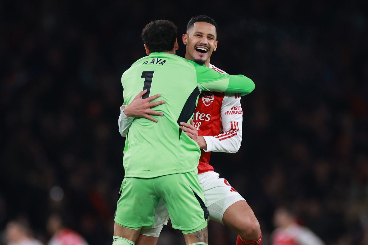 Arsenal players celebrate in the win over Aston Villa