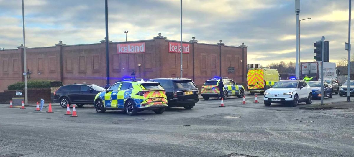 There was a crash involving the Range Rover and a lorry