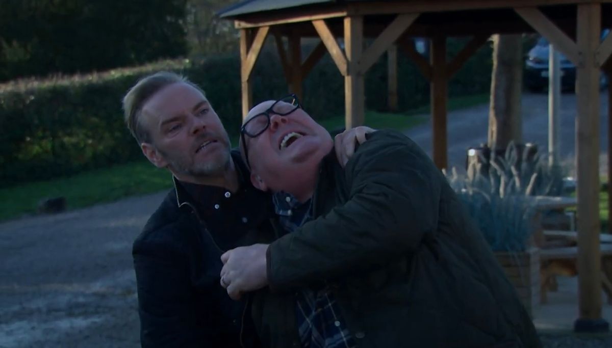 Paddy Dingle makes a threat to kill in Thursday's Emmerdale