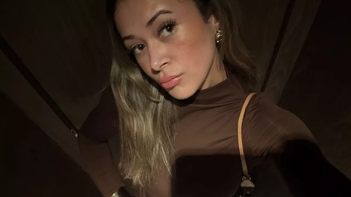 Lauren Mayers has saved just under £30,000 in the past four years (Jam Press)