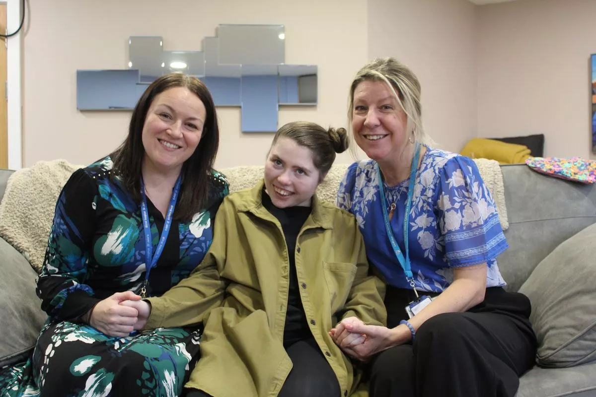 Keely with Dr Claire (left) and Lou from Claire House (right)