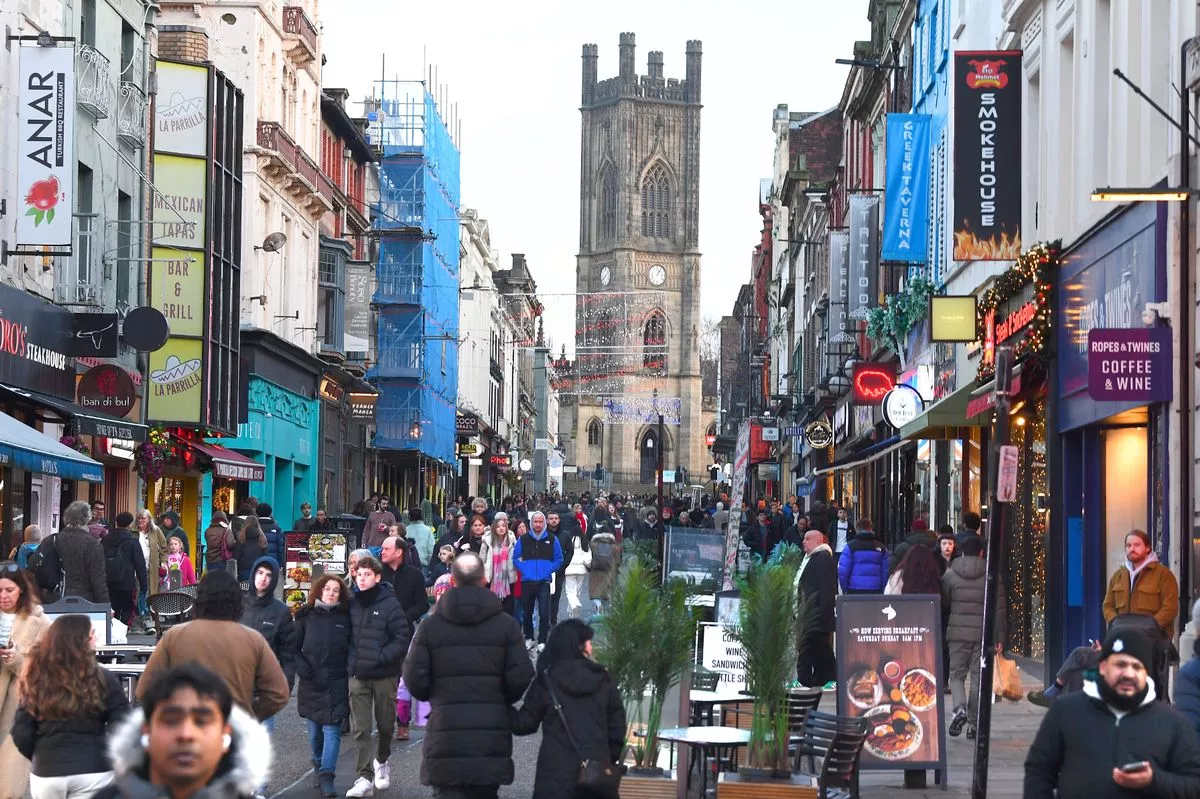 Christmas shoppers on Bold Street
