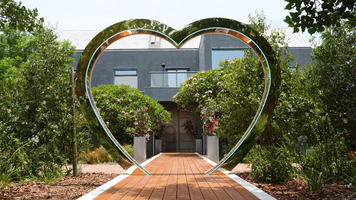 Love Island All Stars villa