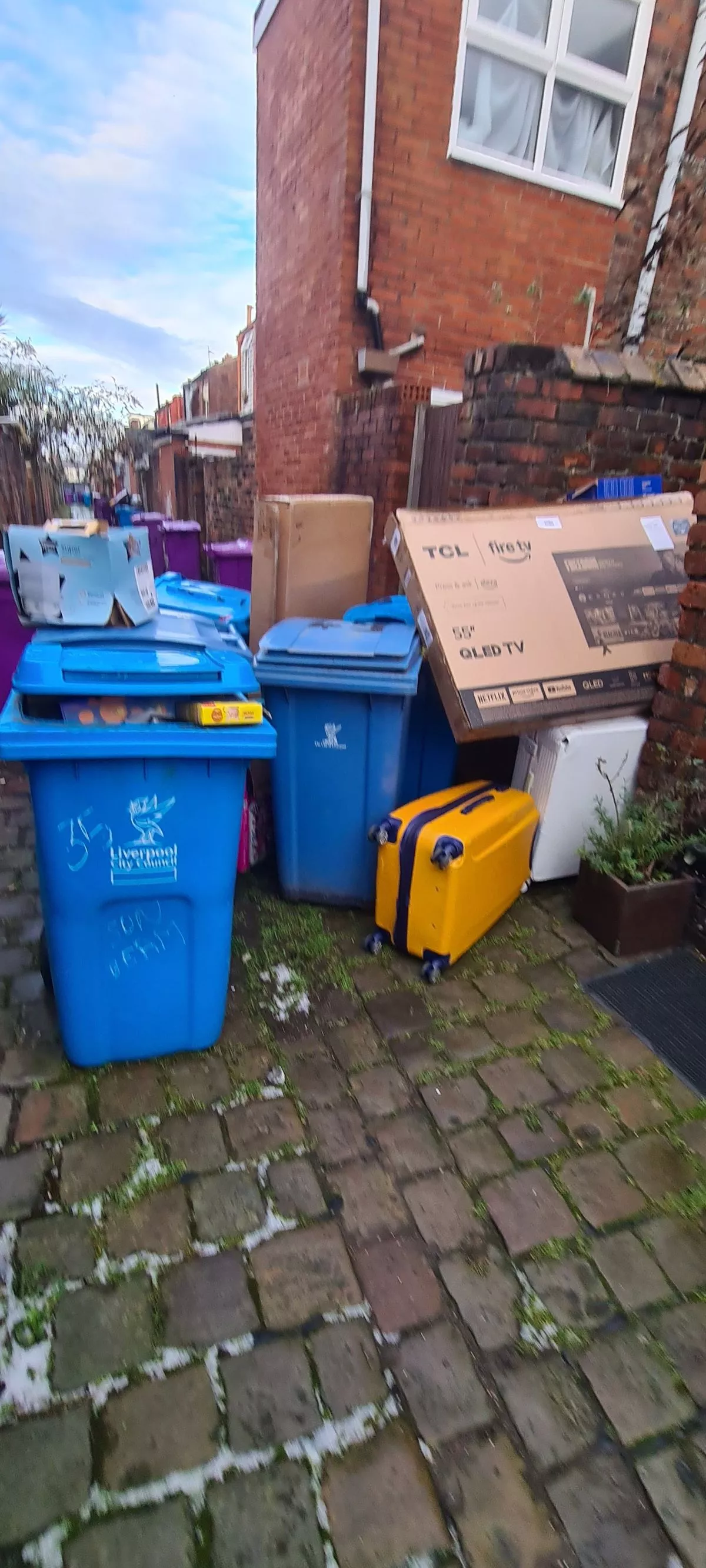 Waste was left dumped in an alley in Old Swan