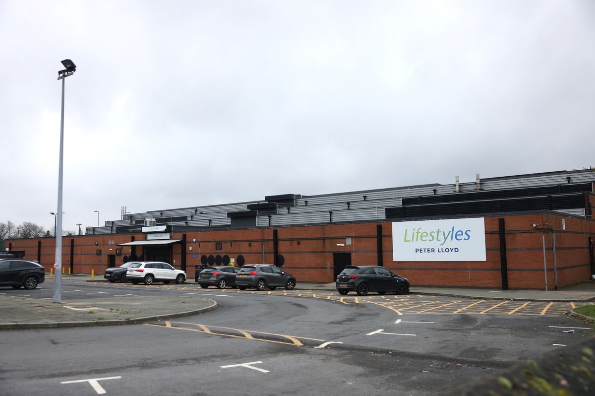 Peter Lloyd Lifestyles in Tuebrook