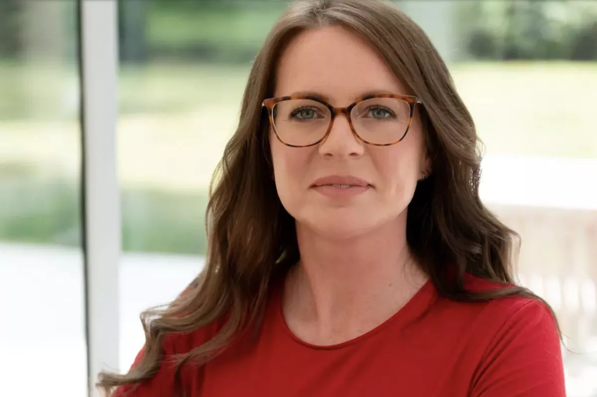 Laura Linden is a money expert