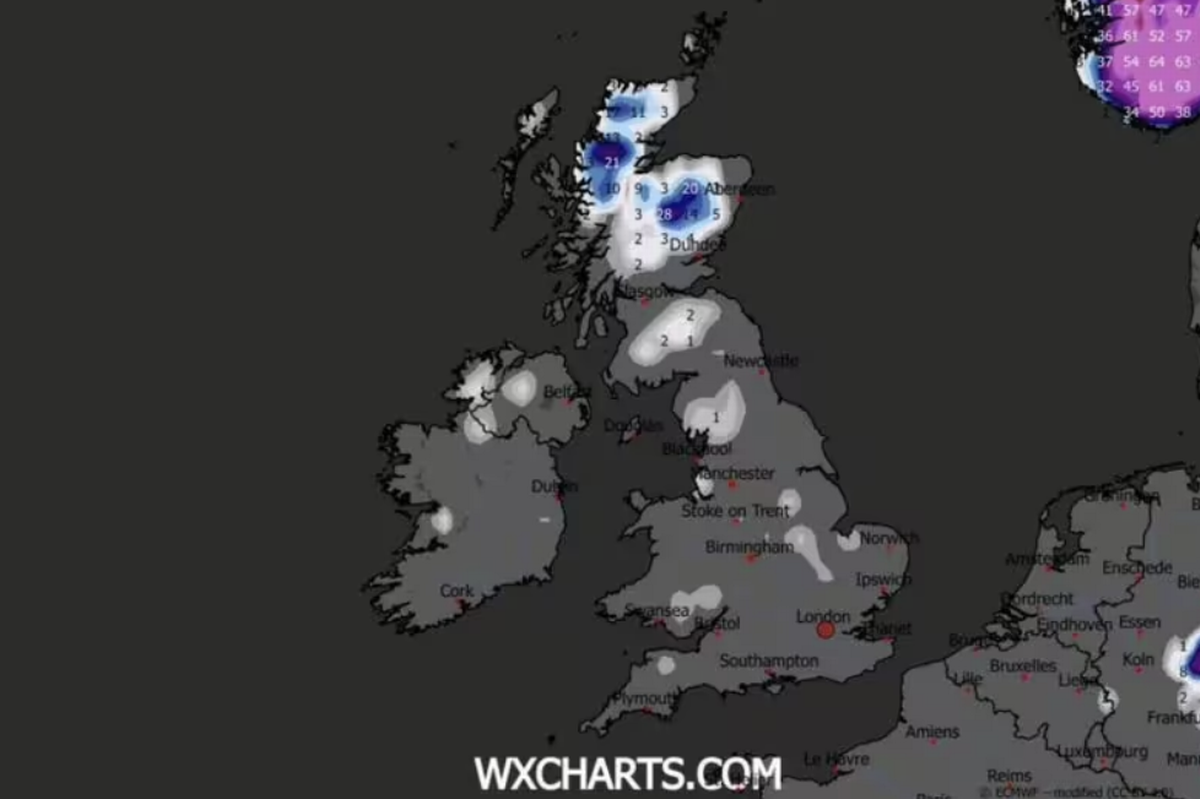 Weather maps show a fresh dump of snow and arctic temperatures are headed for Scotland