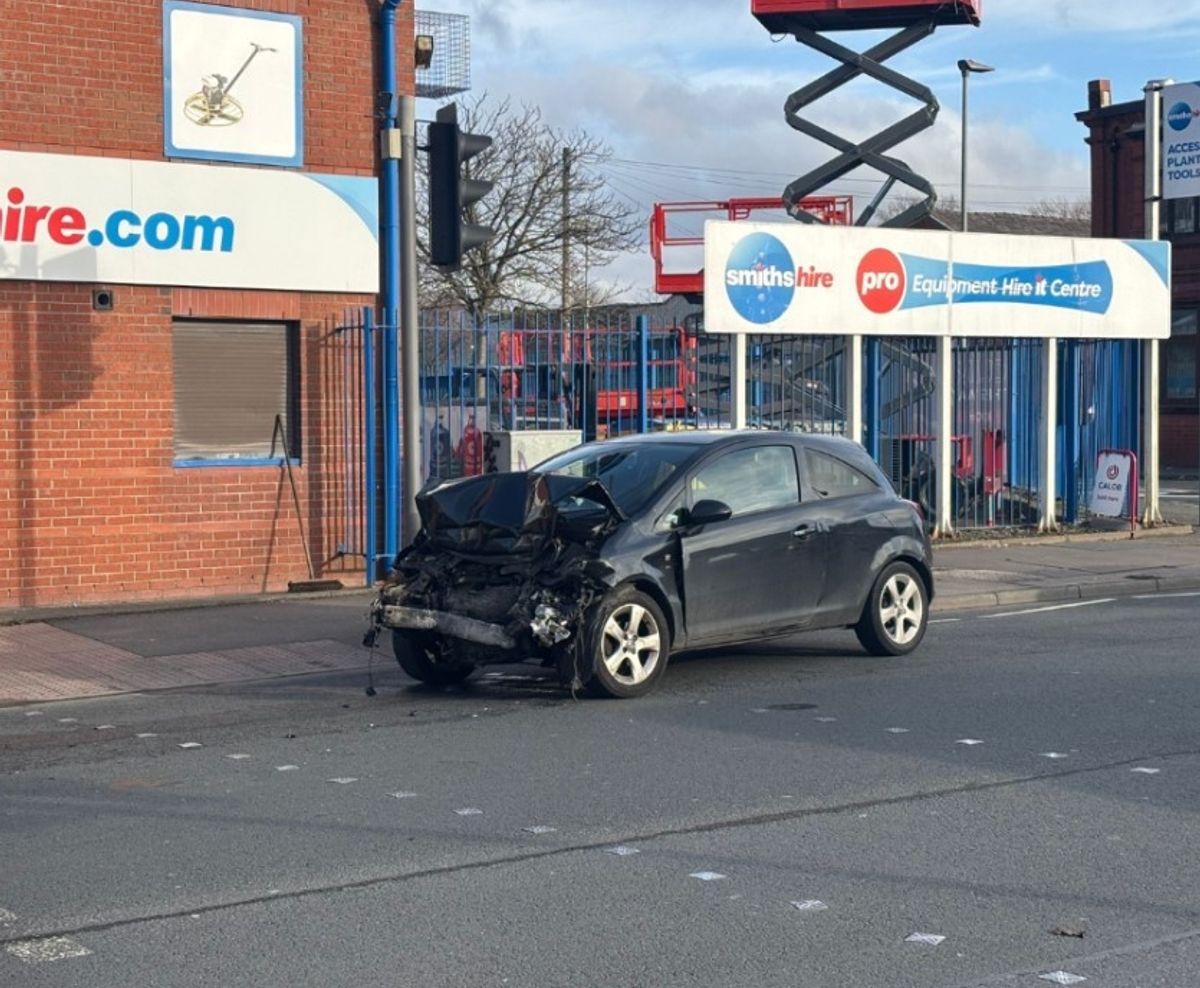 Second vehicle involved in a collision with a Bee Network bus 